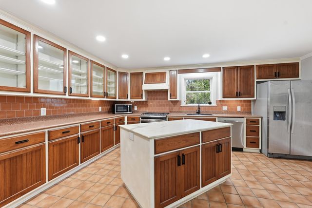 224 Longview Point, Hot Springs, AR 71913