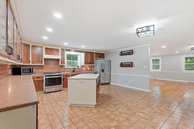 224 Longview Point, Hot Springs, AR 71913