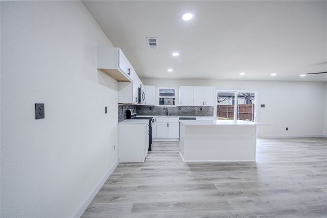 1101 Fouts Drive, Irving, TX 75061