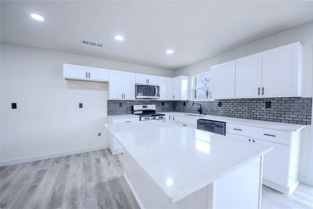 1101 Fouts Drive, Irving, TX 75061