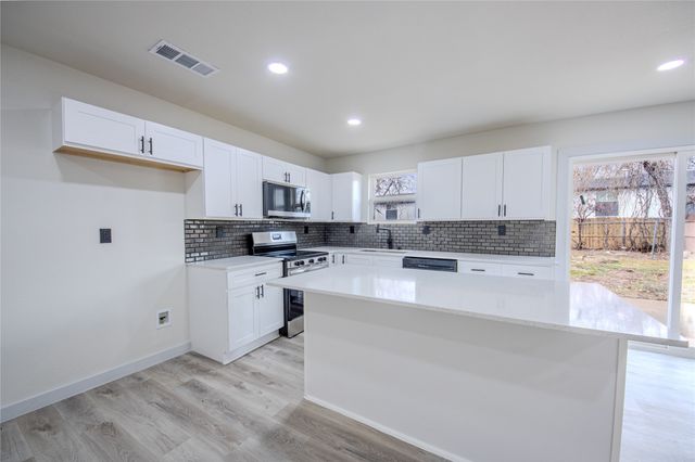 1101 Fouts Drive, Irving, TX 75061