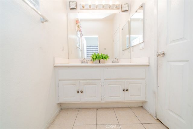 855 Browning Court, San Jacinto, CA 92583