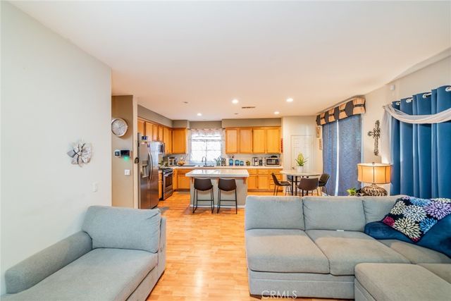 855 Browning Court, San Jacinto, CA 92583