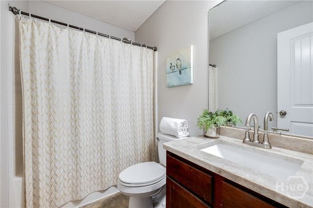 104 Sandstone Drive, Bloomingdale, GA 31302