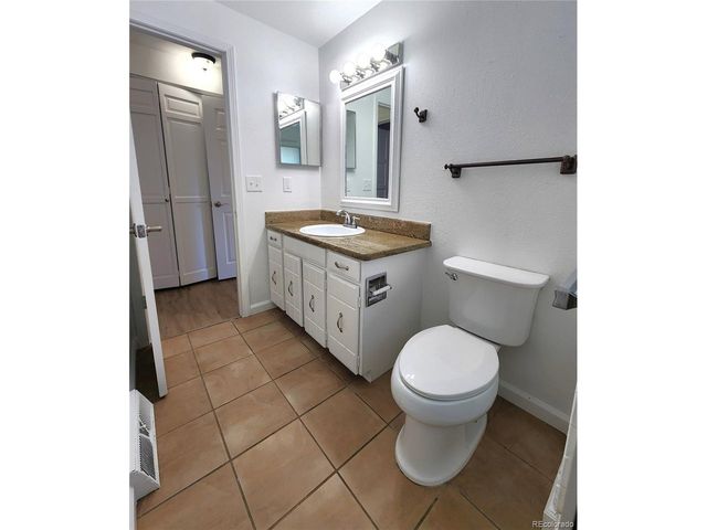 4650 S Akron St, Greenwood Village, CO 80111