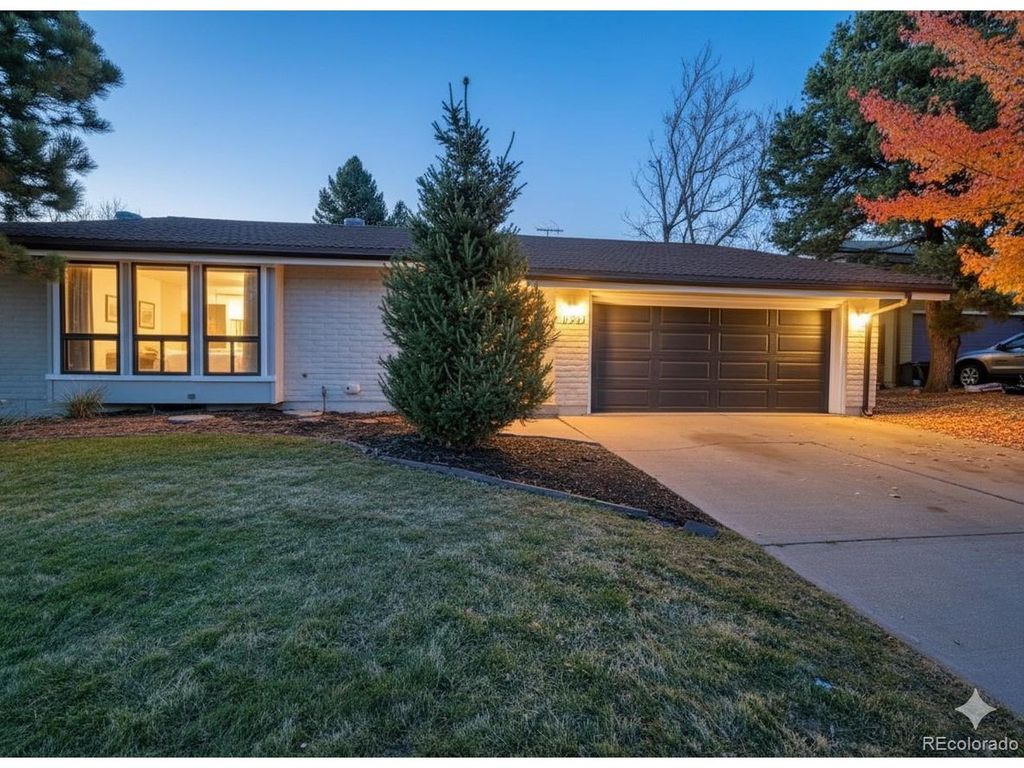 4650 S Akron St, Greenwood Village, CO 80111