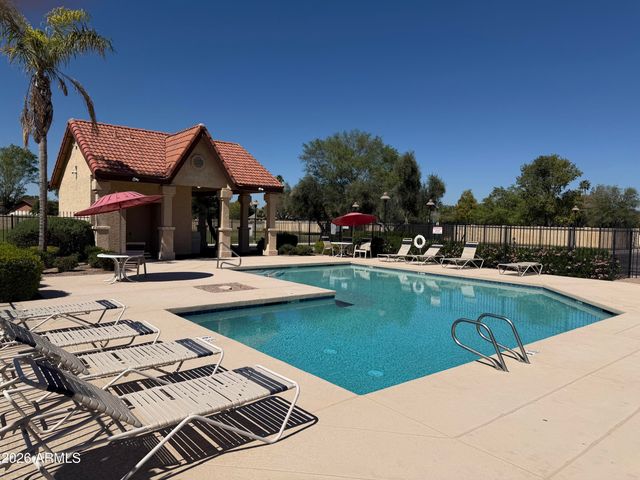 1927 E VELVET Drive, Tempe, AZ 85284