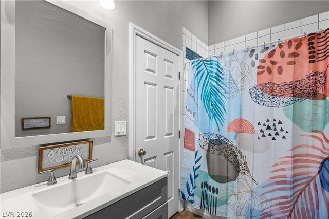 5703 Calverts Street, Las Vegas, NV 89130