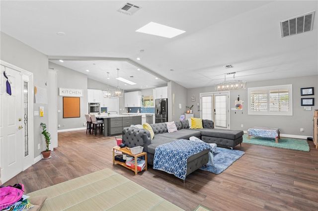 5703 Calverts Street, Las Vegas, NV 89130