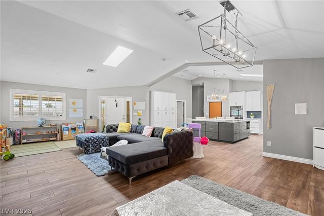 5703 Calverts Street, Las Vegas, NV 89130