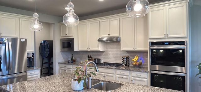 1819 Bending Willow Lane, Katy, TX 77494