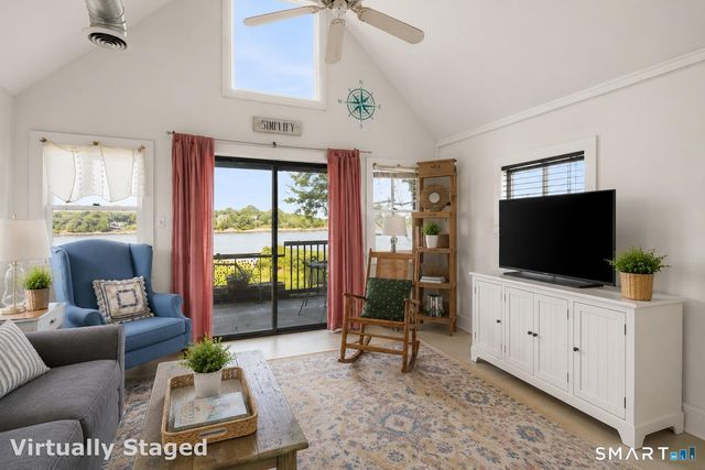 4 Little Bay Lane, Branford, CT 06405