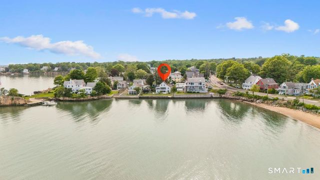 4 Little Bay Lane, Branford, CT 06405
