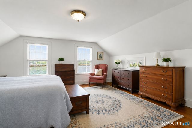 4 Little Bay Lane, Branford, CT 06405