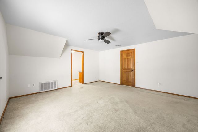 612 Doaks Drive, Runaway Bay, TX 76426