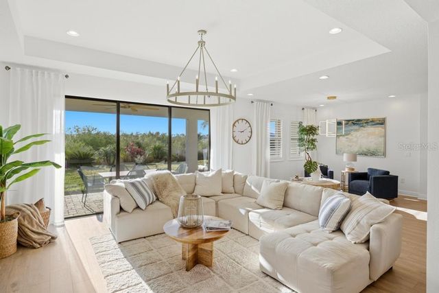 17731 SAVORY MIST CIRCLE, Bradenton, FL 34211