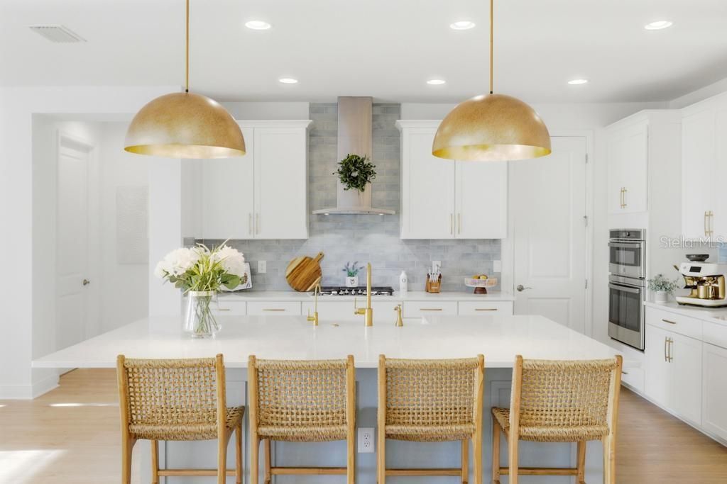 Image 4 of property listing at 17731 SAVORY MIST CIRCLE, Bradenton, FL 34211