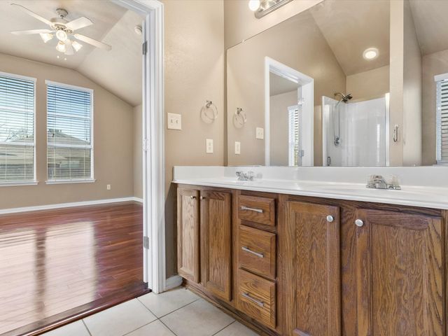 2720 Hilcroft Avenue, Denton, TX 76210