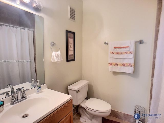 1090 NW 123rd Ct 816, Miami, FL 33182