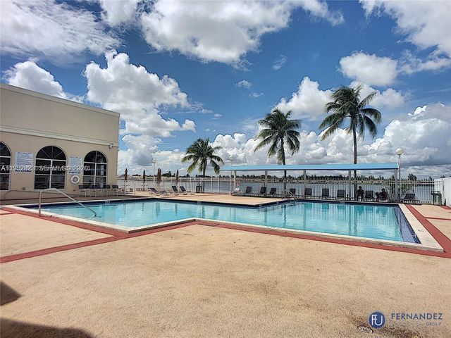 1090 NW 123rd Ct 816, Miami, FL 33182