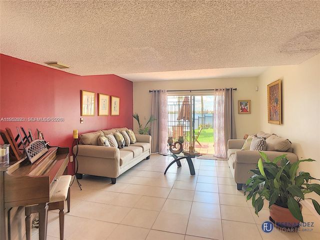 1090 NW 123rd Ct 816, Miami, FL 33182