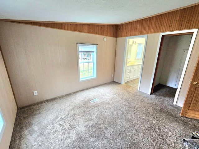 13122 Riverside Drive, Constantine Twp, MI 49042