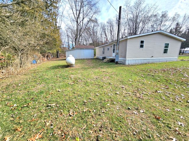 13122 Riverside Drive, Constantine Twp, MI 49042