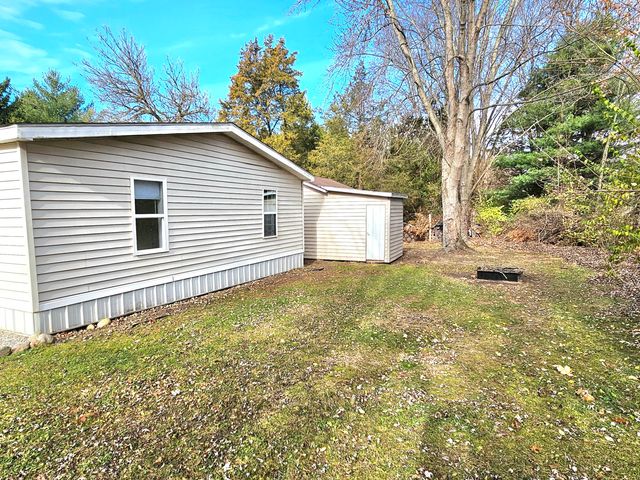 13122 Riverside Drive, Constantine Twp, MI 49042