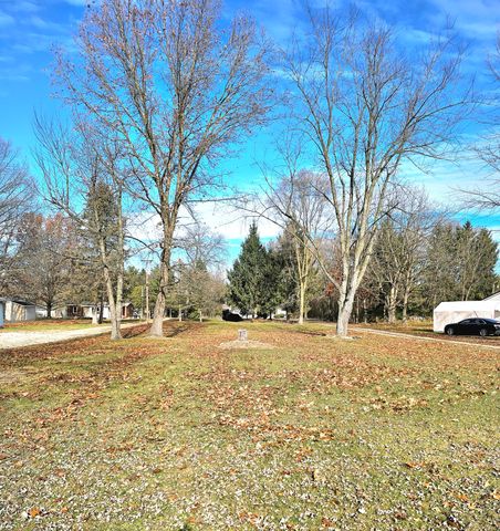 13122 Riverside Drive, Constantine Twp, MI 49042