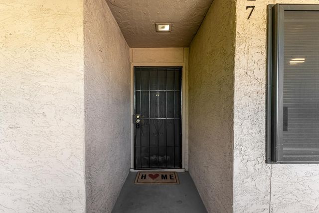 10828 N Biltmore Drive Apt 227, Phoenix, AZ 85029