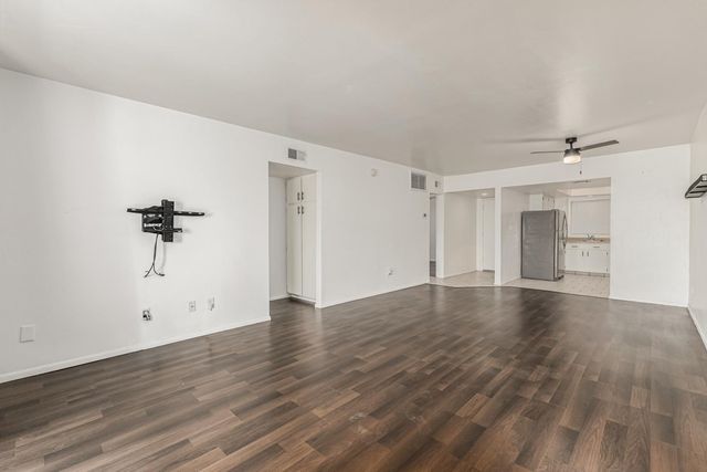 10828 N Biltmore Drive Apt 227, Phoenix, AZ 85029