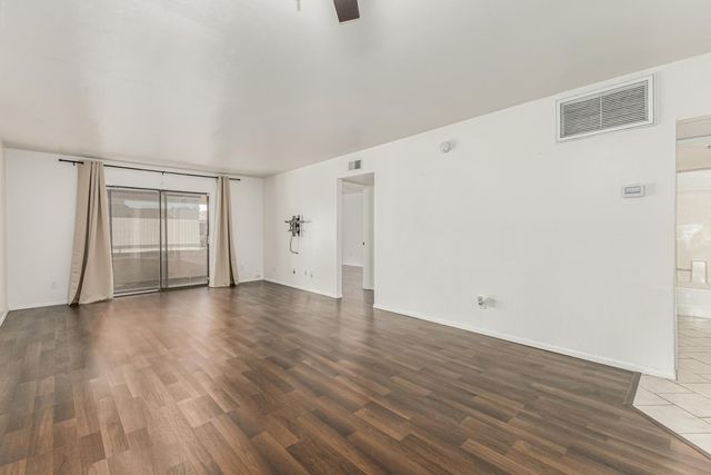 10828 N Biltmore Drive Apt 227, Phoenix, AZ 85029