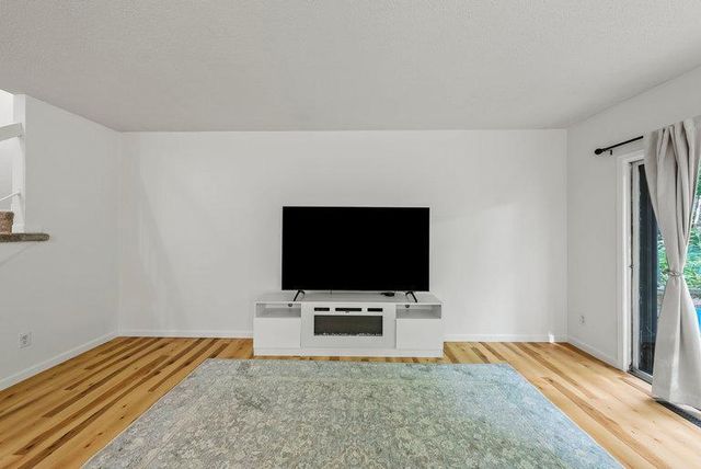 8775 Basswood Road, Eden Prairie, MN 55344