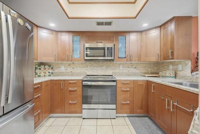 2669 SABAL SPRINGS CIRCLE 102, Clearwater, FL 33761