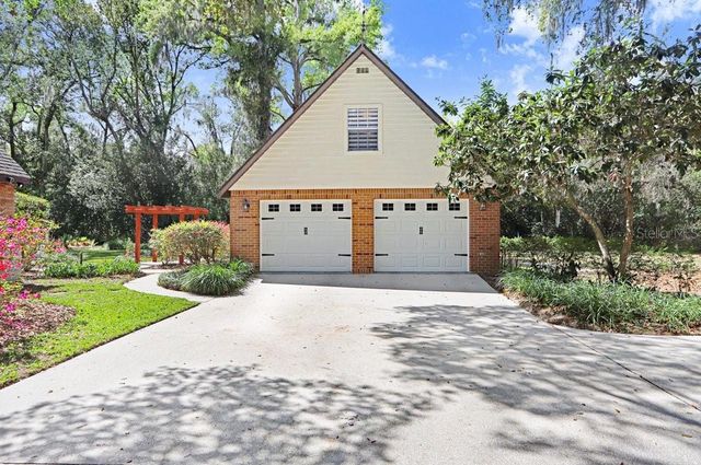 36805 WATERFALL DRIVE, Dade City, FL 33525