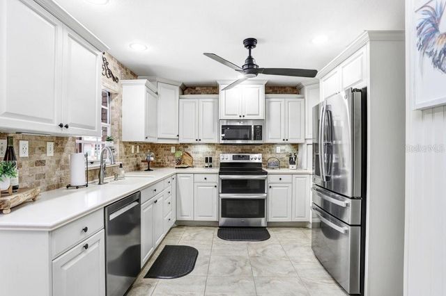 36805 WATERFALL DRIVE, Dade City, FL 33525