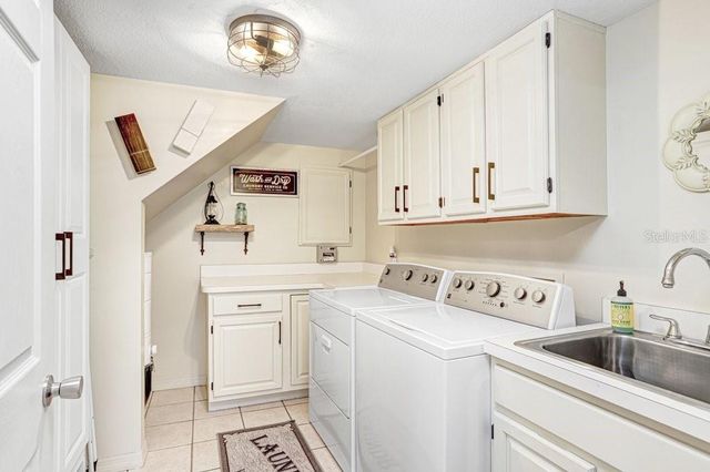 36805 WATERFALL DRIVE, Dade City, FL 33525