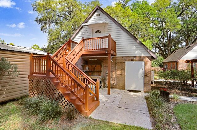 36805 WATERFALL DRIVE, Dade City, FL 33525