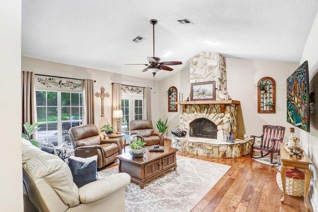 36805 WATERFALL DRIVE, Dade City, FL 33525