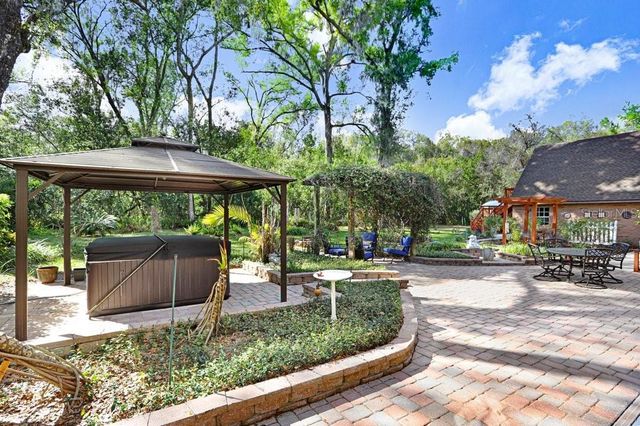 36805 WATERFALL DRIVE, Dade City, FL 33525