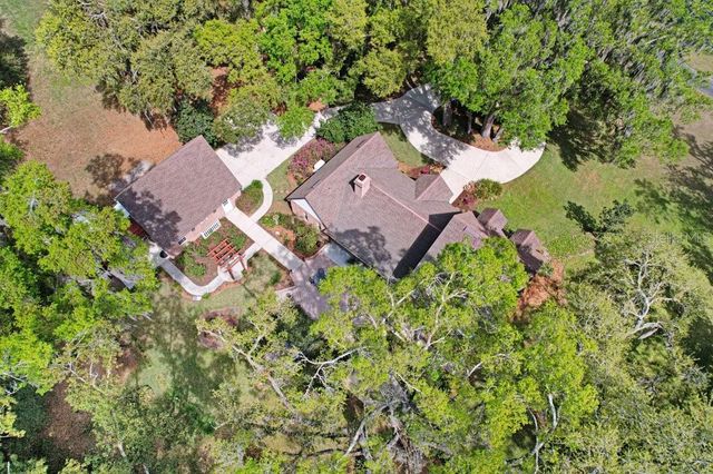 36805 WATERFALL DRIVE, Dade City, FL 33525