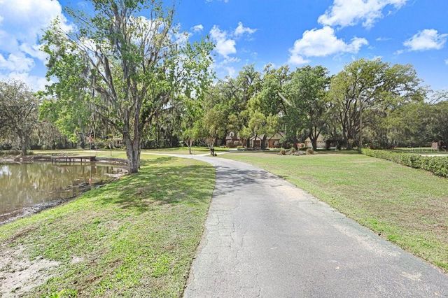 36805 WATERFALL DRIVE, Dade City, FL 33525