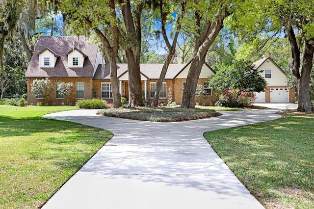 36805 WATERFALL DRIVE, Dade City, FL 33525