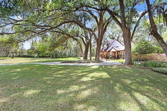 36805 WATERFALL DRIVE, Dade City, FL 33525