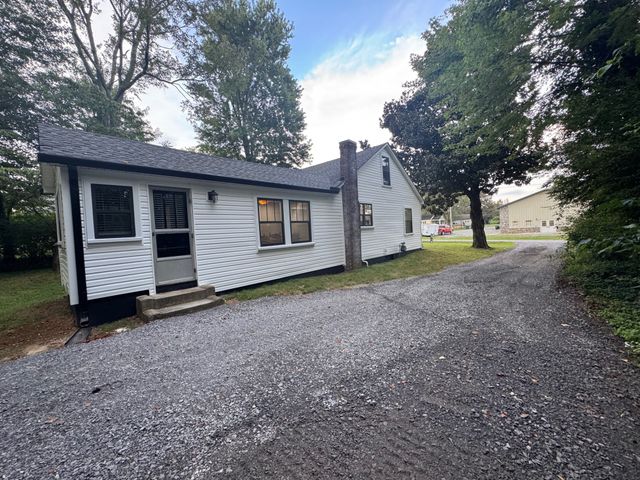 109 Wilson St, Smithville, TN 37166