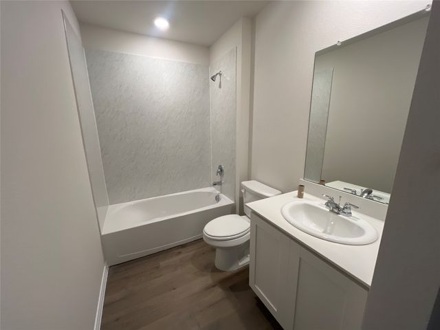 545 Epiphany Lane, Lavon, TX 75166