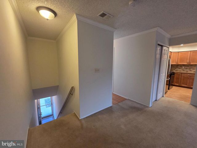 20 WYNDHAM PL, Trenton, NJ 08691