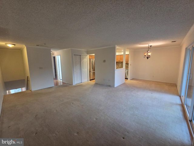 20 WYNDHAM PL, Trenton, NJ 08691