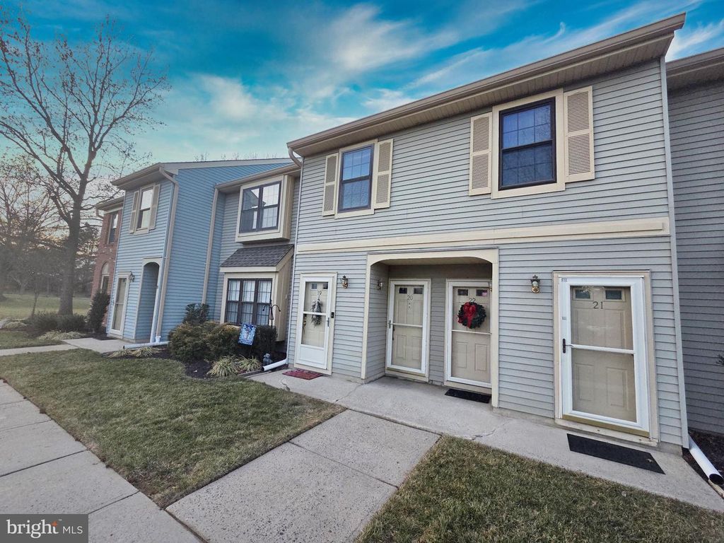 20 WYNDHAM PL, Trenton, NJ 08691