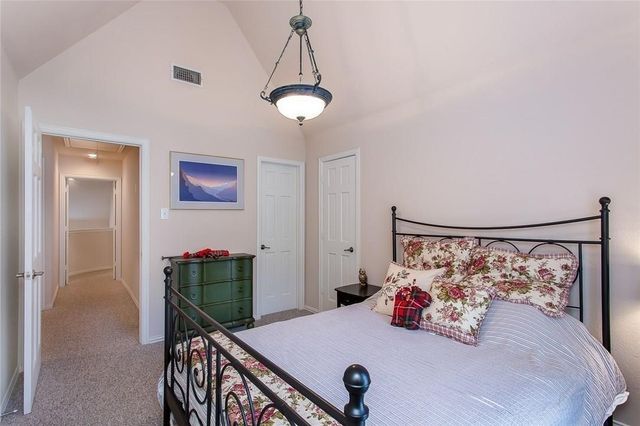 5735 Richmond Avenue B, Dallas, TX 75206